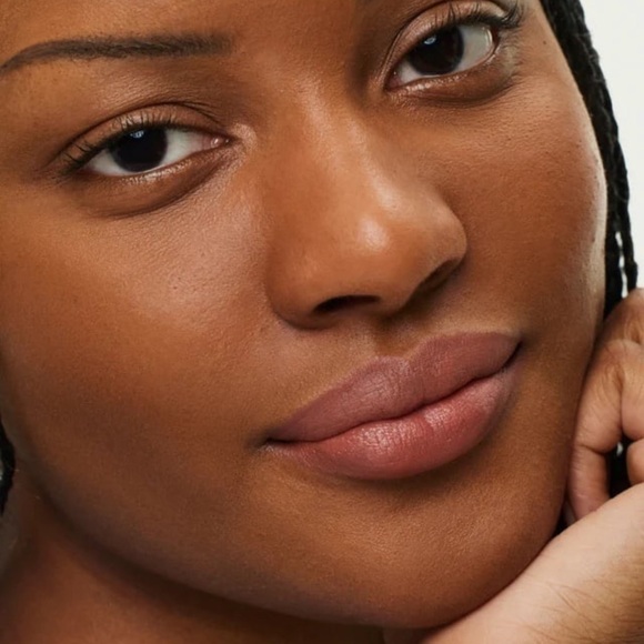 Ilia Lip Sketch Hydrating Pencil NEW Earthen - Picture 6 of 9